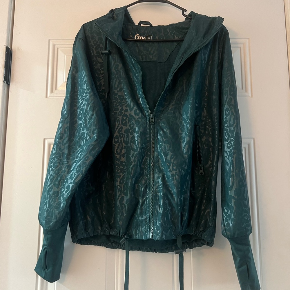 ZYIA Green Active Rain Jacket Shiny Cheetah Print